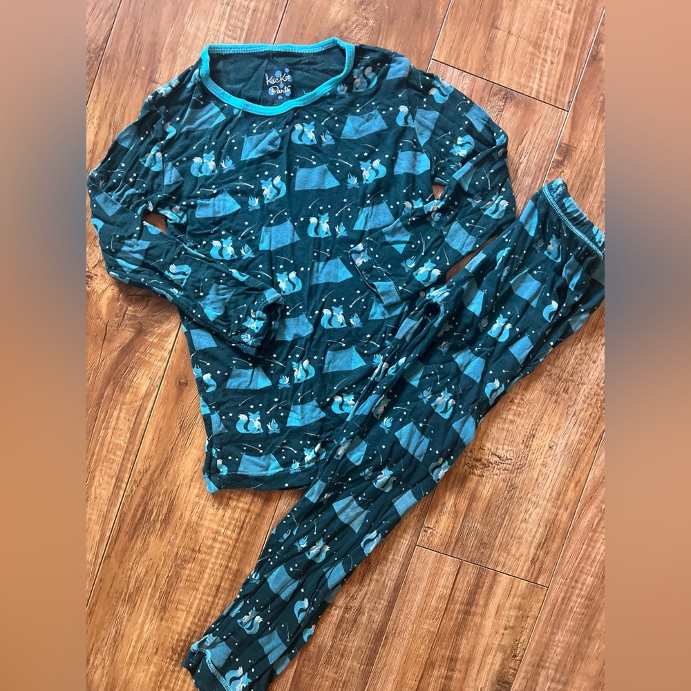 Kickee Pants on set camping foxes 4T